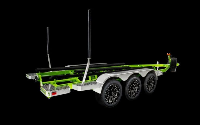 Read more about the article Malibu Triple Axle Trailer w/Opt 18″ XD Heist Wheels w/Matching Spare, Transom Step and Metallic Fenders